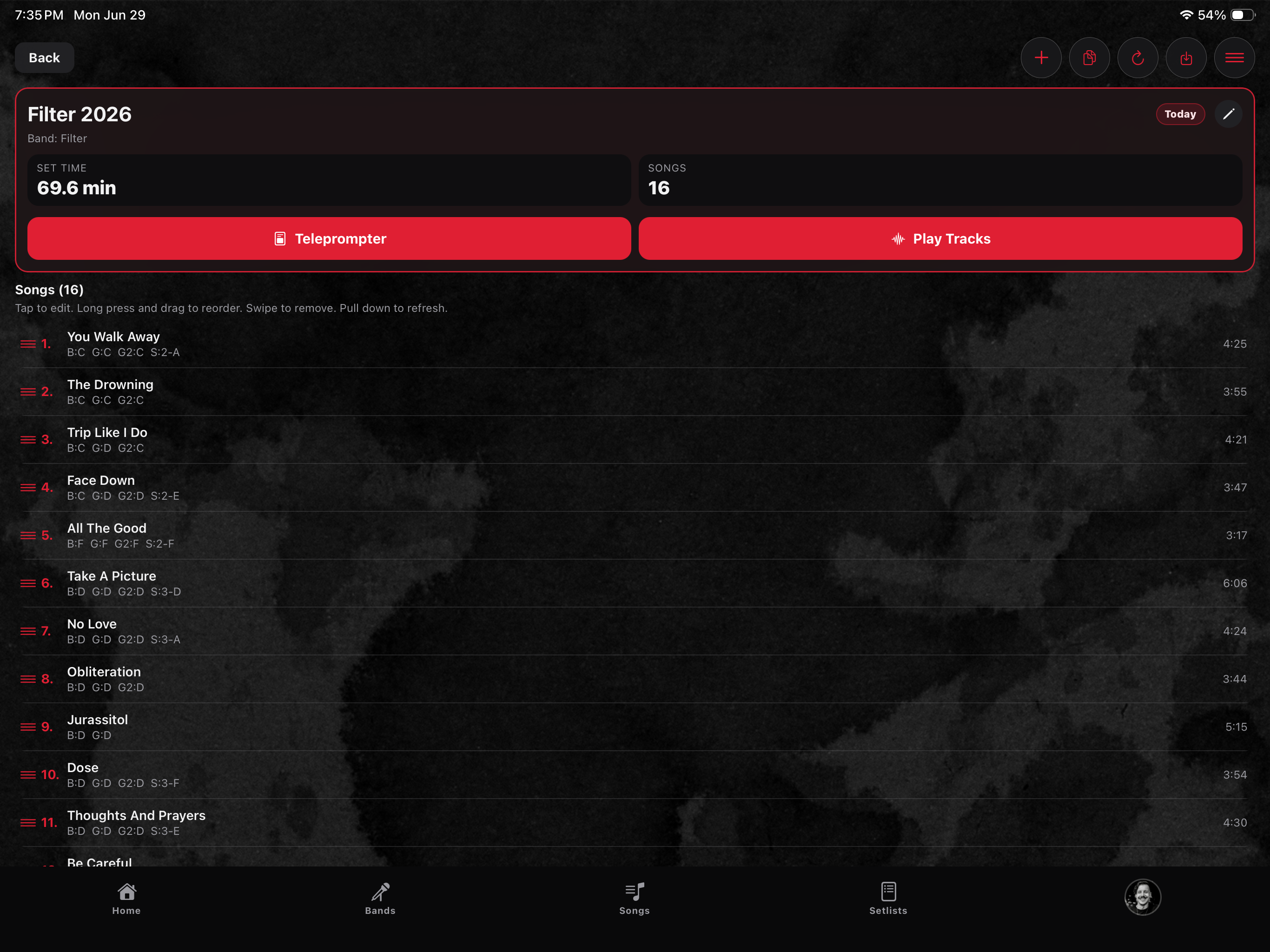 Setz setlist editor on iPad with Filter 2026 songs, set time, teleprompter, and play tracks controls