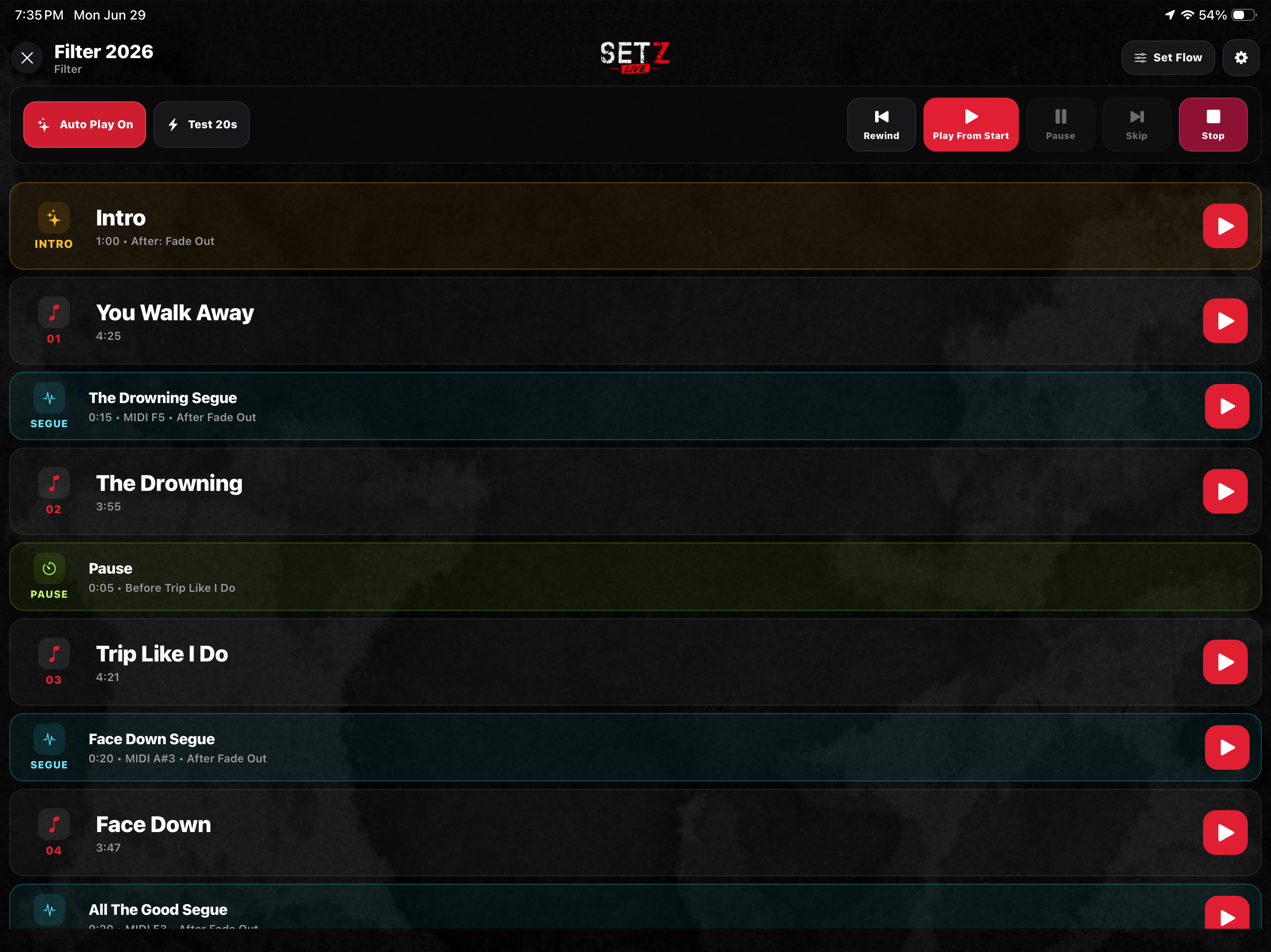 Setz Live track play screen on iPad with auto play, transport controls, intro, songs, pauses, and segue cues